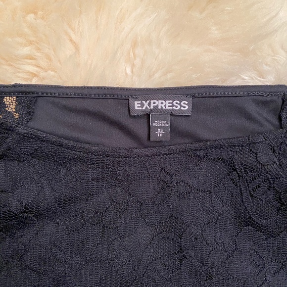 NWOT. Express Lace Crop Top. Never worn. - Picture 4 of 6